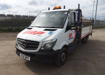 ProTruck Auctions: Get the best deal on used Fleet LCV Vans! Easy online bidding & vast selection of vehicles.