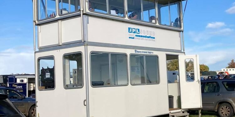 Discover Gavel Auctioneers' latest auctions featuring machinery, vehicles, and equipment. Bid now for unbeatable deals on high-quality lots!