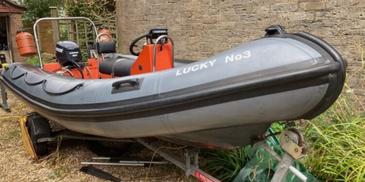 Tornado RIB Boat 4.8m with 50hp Evinrude Etec engine in excellent condition is up for auction. Perfect for water sports and cruising. Don’t miss this opportunity!