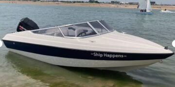 Discover a Fletcher Speed Boat for sale with a powerful 90hp engine at auction. Bid now and embark on your next thrilling water adventure!