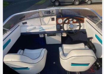 Discover a powerful Fletcher Boat with 90hp engine at auction. Bid now and embark on your next thrilling water adventure!